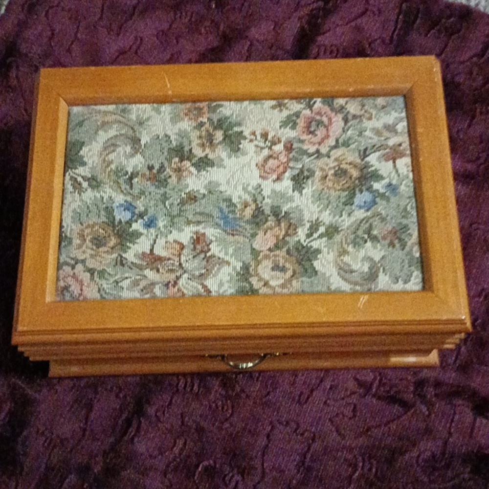 Vintage Jewelry Box